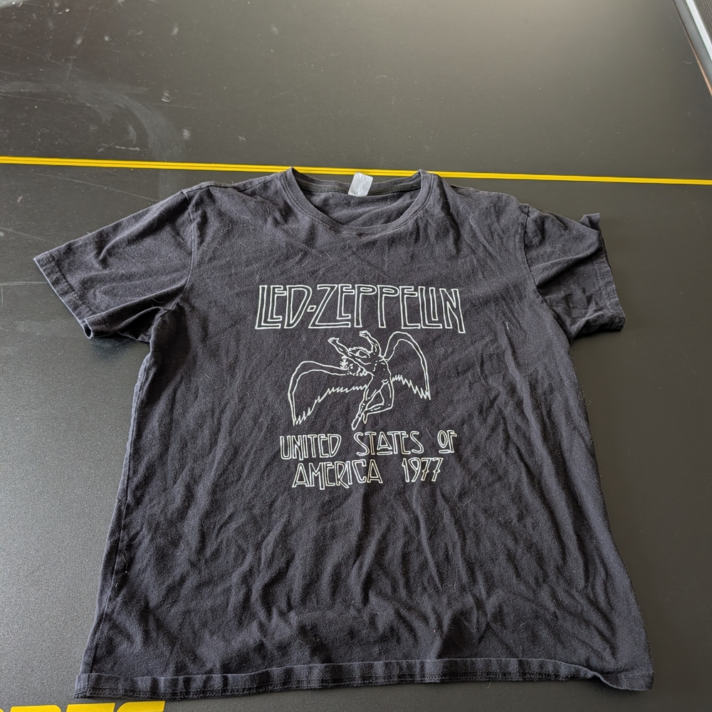 Vintage Led Zeppelin 1977 Tour Black Graphic T-Shirt Men's Large United States